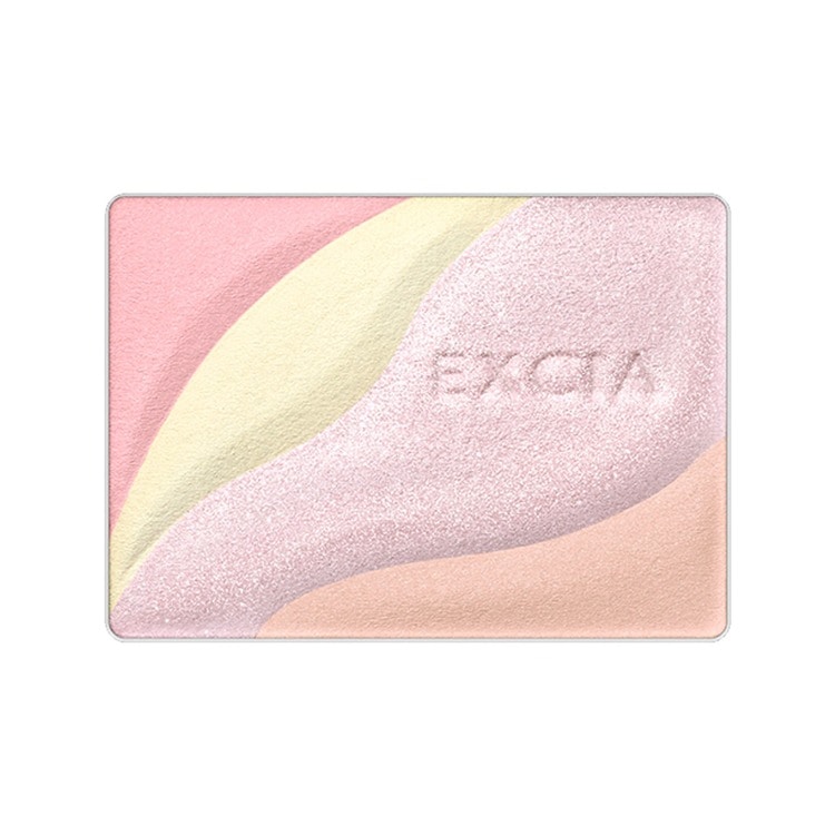 エクシア カトル イリュージョン(レフィル) 02
華やかな血色感のあるエレガントな印象