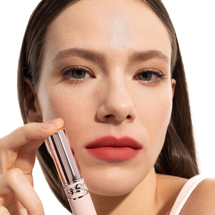 YSL ラブヌード リップスティック 5 アップル シン