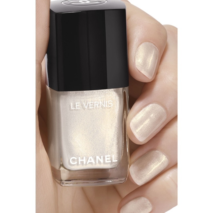 CHANEL(シャネル):ヴェルニ（特別限定品）(445 ブラン アルパン)の通販