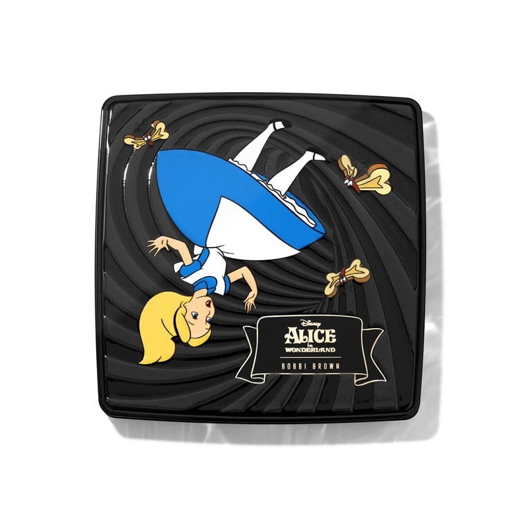 シアーフィニッシュ プレストパウダー（ALICE in WONDERLAND・限定パッケージ)