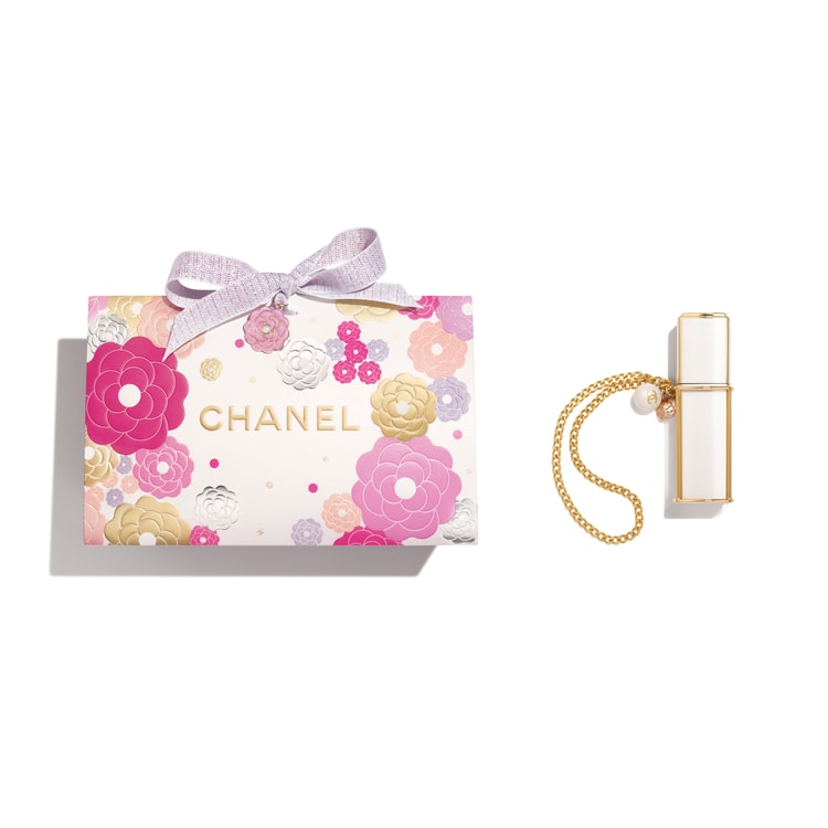 ココ マドモアゼル オードゥ パルファム パース スプレイ（限定ラッピング付き）