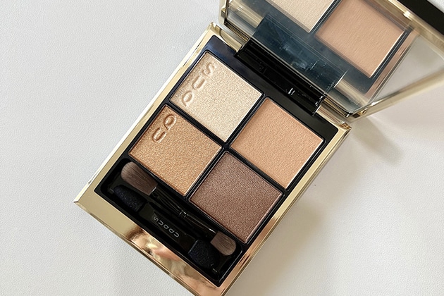 〈スック〉シグニチャー カラー アイズ(03) 税込7,700円