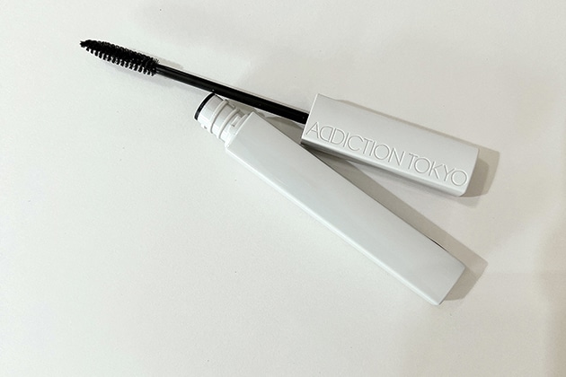 〈アディクション〉ザ マスカラ プライマー カール フィクサー 税込3,300円