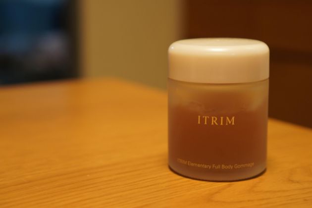 〈イトリン〉エレメンタリー フルボディゴマージュ(100g) 税込13,200円