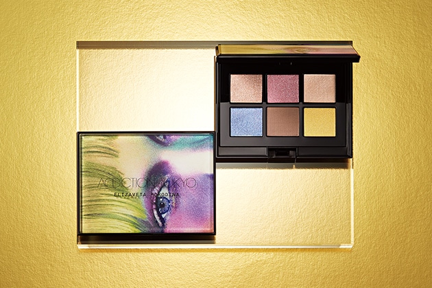 〈アディクション〉ホリデーアディクション アイシャドウ パレット アンノウン ファミリア(101) 税込7,480円