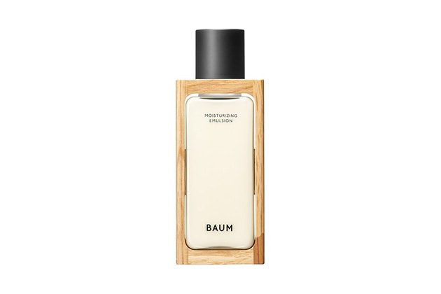 〈バウム〉モイスチャライジング エマルジョン(100mL) 税込8,800円