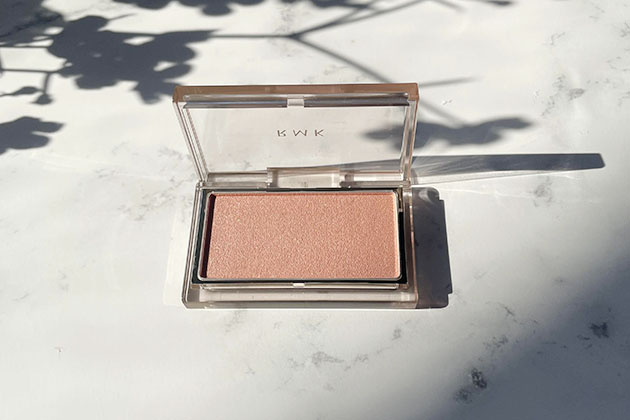 〈RMK〉ピュア コンプレクション ブラッシュ(10) 税込3,630円