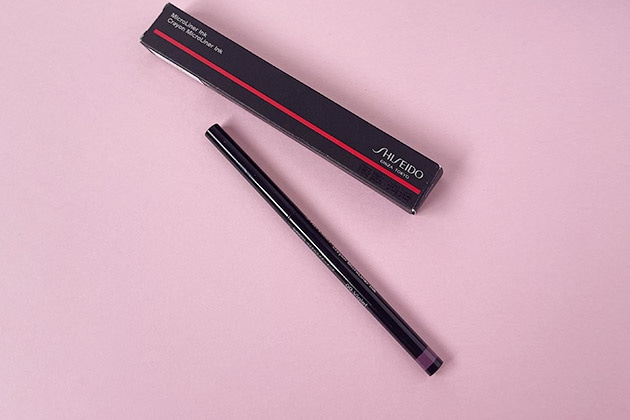 〈SHISEIDO〉マイクロライナーインク(09) 税込3,850円