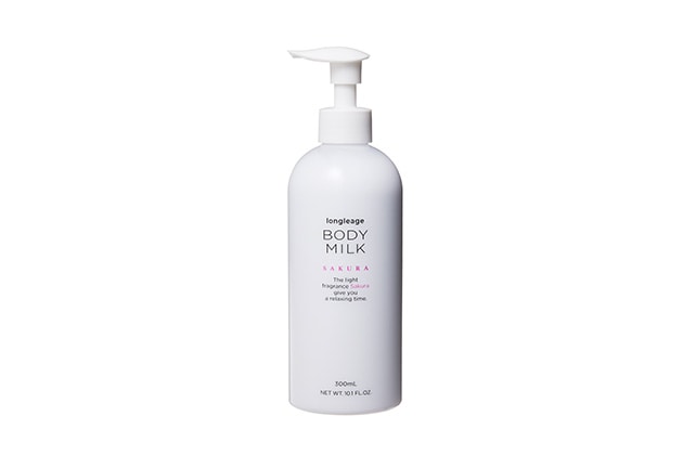〈ロングルアージュ〉ボディ ミルク SAKURA(300mL) 税込4,180円
