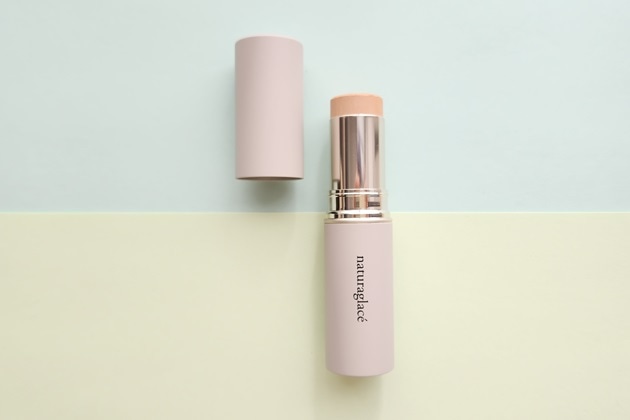〈ナチュラグラッセ〉クリームバー ファンデーション SPF50+・PA++++(12g)(01) 税込4,510円