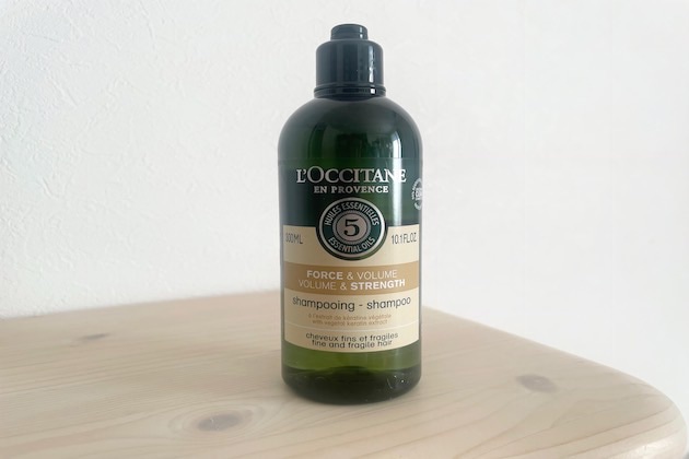 〈ロクシタン〉ファイブハーブス ボリューム&ストレングスシャンプー(300mL) 税込3,300円