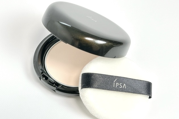 〈イプサ〉フェイスパウダー アルティメイト SPF15・PA++ 税込9,900円