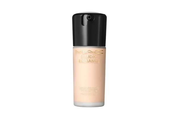 〈M・A・C〉スタジオ ラディアンス セラム ファンデーション(30mL) 税込7,260円