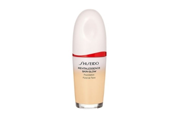 〈SHISEIDO〉エッセンス スキングロウ ファンデーション SPF30・PA+++(30mL) 税込7,590円