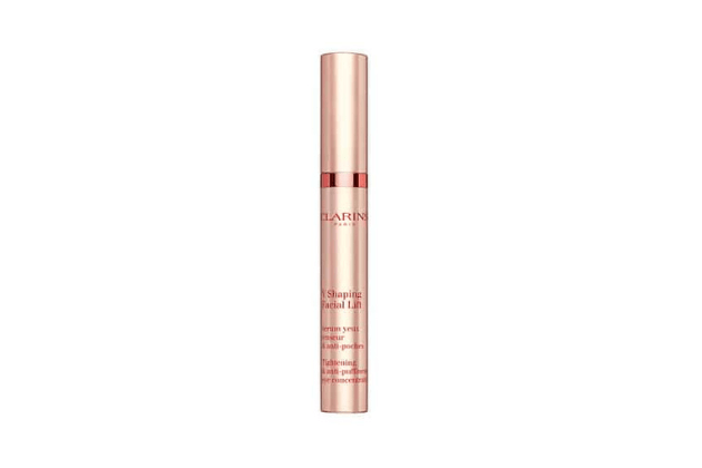 〈クラランス〉グラン アイ セラム V（15mL）税込7,480円