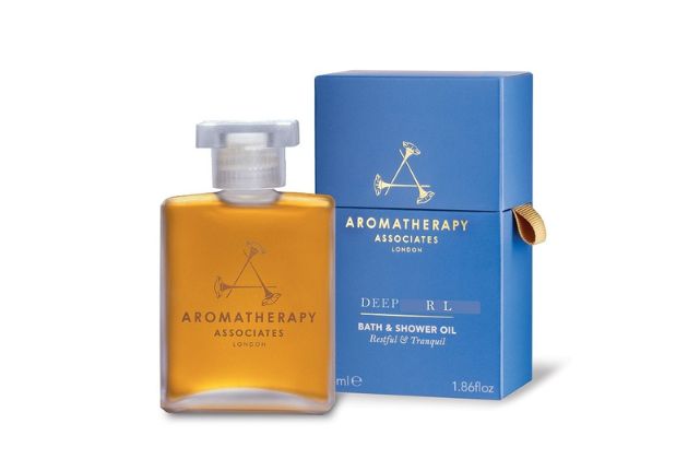 〈アロマセラピーアソシエイツ〉ディープリラックス バスアンドシャワーオイル(55mL) 税込11,550円