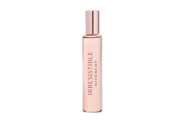 〈ジバンシイ〉イレジスティブル オーデパルファム ロール オン(20mL) 税込4,950円
