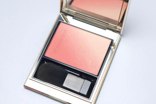 〈スック〉ブラーリング カラー ブラッシュ(01) 税込6,600円