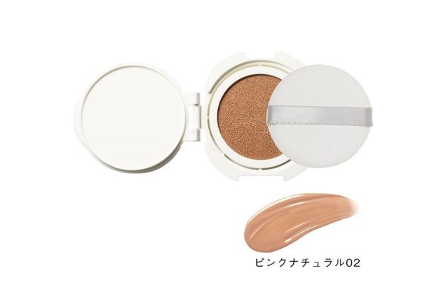 〈オルビス〉ユー トリートメント クッションファンデーション SPF30・PA+++(12g) 税込2,530円、同 ケース 税込880円