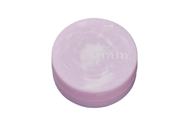 〈ミリ〉ミリ バター SPF15・PA+(30g) 税込2,750円