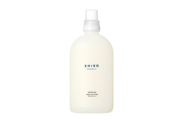 〈SHIRO〉ホワイトティー ファブリックソフナー(500mL) 税込2,860円