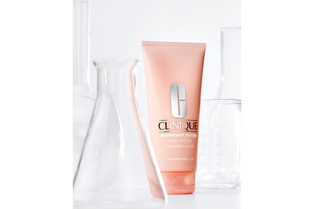 〈クリニーク〉モイスチャー サージ ボディ ハイドレーター(200mL) 税込5,720円
