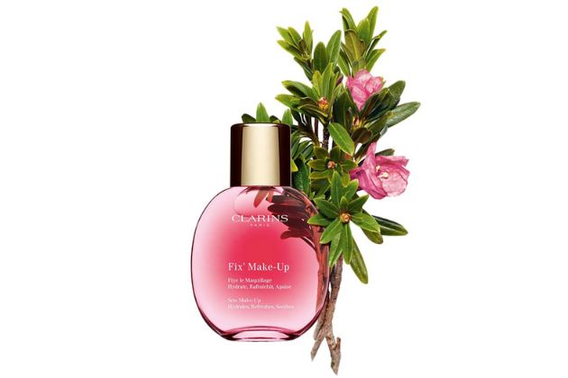 〈クラランス〉フィックス メイクアップ N(50mL) 税込5,060円