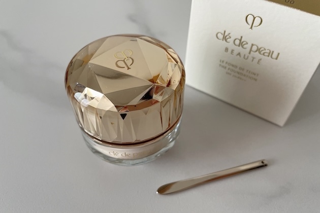 〈クレ・ド・ポー ボーテ〉ル・フォンドゥタンｎ SPF25・PA++(30g)(ピンクオークル00) 税込34,100円