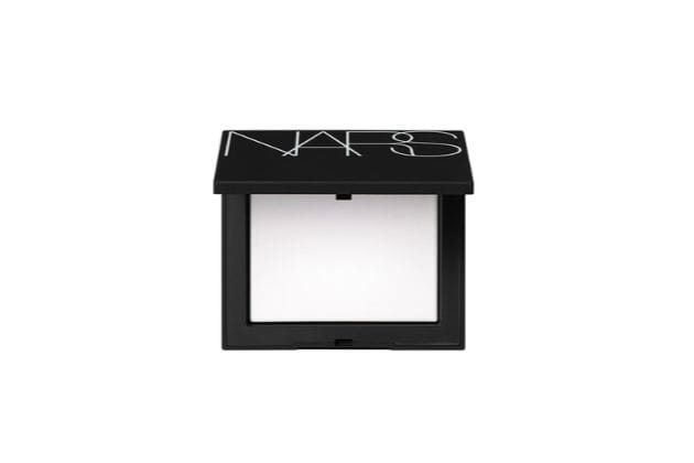 〈NARS〉ライトリフレクティングセッティングパウダー プレスト N 税込6,160円