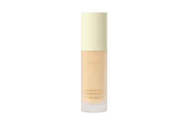 〈グッチ〉グッチ エテルニテ ドゥ ボーテ ルミナス マット フィニッシュ SPF15(30mL) 税込9,900円