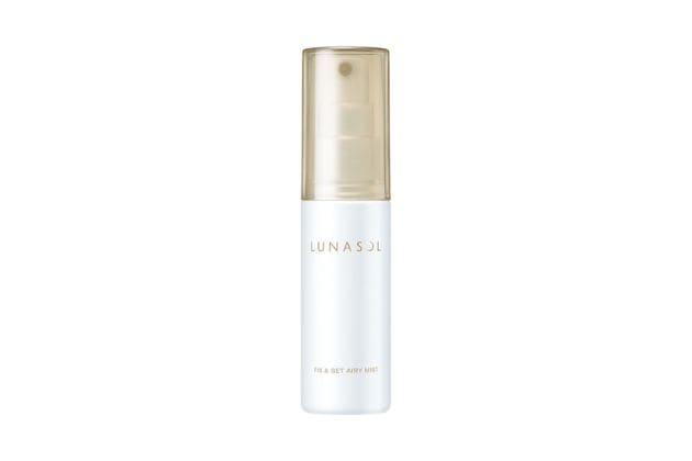 〈ルナソル〉フィックス＆セットエアリーミスト(50mL) 税込2,420円