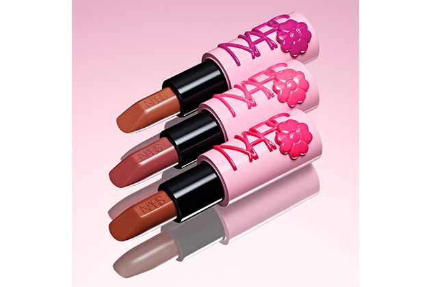 〈NARS〉エクスプリシット リップスティック(限定6色) 各税込5,280円 ※数量限定発売