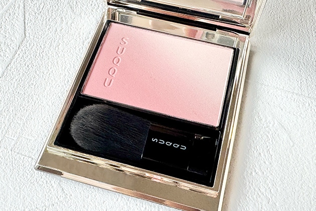 〈スック〉ブラーリング カラー ブラッシュ(01) 税込6,600円