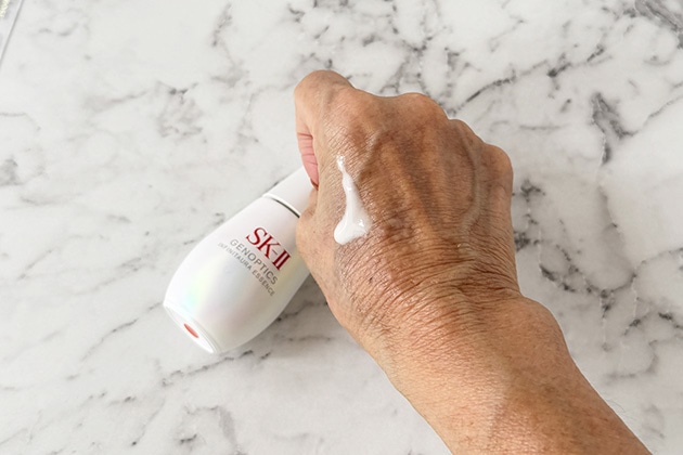 【澄んだツヤをまとい洗練された印象の肌へ導く】〈SK-II〉美白(※1)ケア