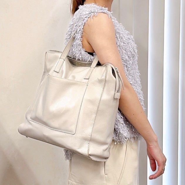 〈MARGARET HOWELL idea〉のトートバッグ
