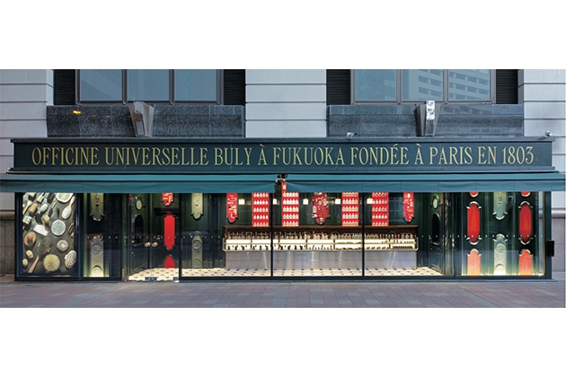 パリ・サントンジュ店の意匠を一部再現した店舗のデザインや空間にもご注目を。パリの洗練された雰囲気を味わいながらショッピングを楽しめま