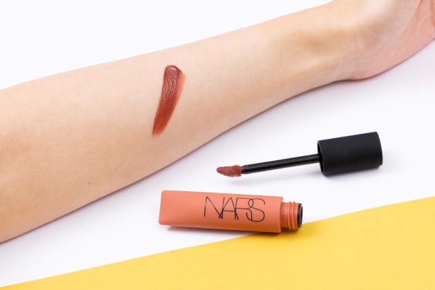 〈NARS〉エアーマット リップカラー(00037) 税込4,180円