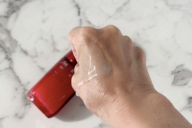 【みずみずしいコクが心地良い】エイジングケア(※1)美容液〈SHISEIDO〉