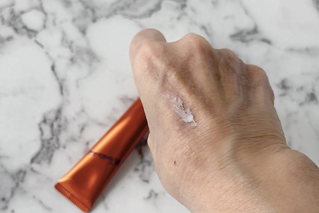 【気になるポイントに心地良くフィットする】部分ケアセラム〈ポーラ〉