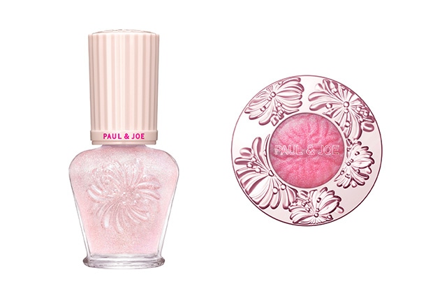 〈ポール ＆ ジョー ボーテ〉左から：スパークリング プライマー S(15mL) 税込2,200円、シマリング アイカラー(限定2色) 各税込2,970円