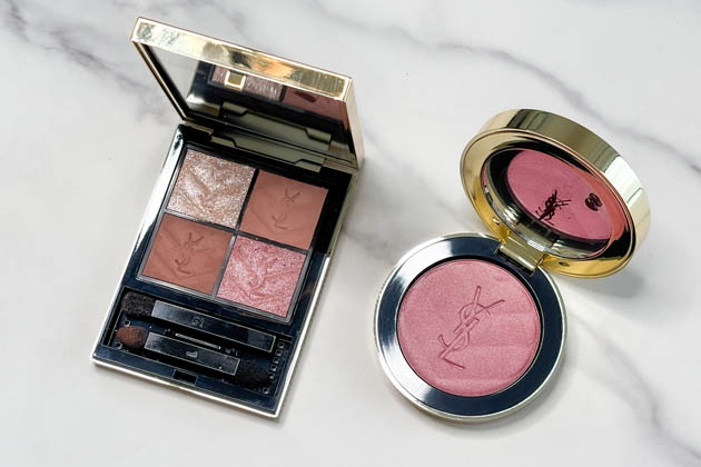 左から：〈イヴ・サンローラン〉クチュール ミニ クラッチ(730) 税込10,890円、〈イヴ・サンローラン〉YSL メイクミーブラッシュ パウダー(44) 税込8,360円