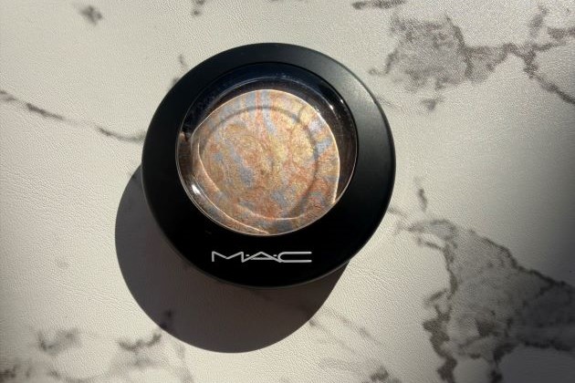 〈M・A・C〉M・A・C ミネラライズ スキンフィニッシュ(ライトスカペード) 税込5,940円