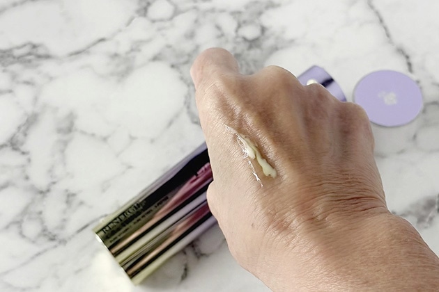 年齢を重ねた肌に複合的なケアを。高機能美容液〈ランコム〉