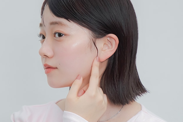 ⑤手に余ったゼリーをもみあげにつけて完成！