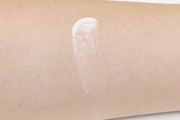 〈エスト〉の日焼け止め｜DEPACOビューティーアドバイザー 篠原