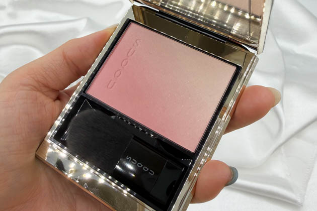 〈スック〉ブラーリング カラー ブラッシュ(01) 税込6,600円