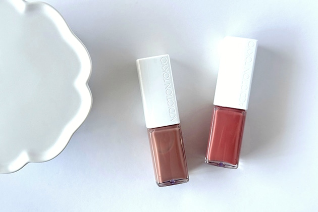 〈アディクション〉ザ リップグロス(左から：003、006) 各税込4,070円