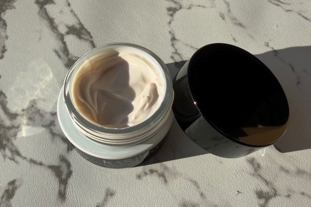 〈カネボウ〉クリーム イン デイII〈医薬部外品〉 SPF30・PA+++(40g) 税込9,350円