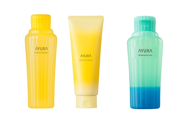 〈アユーラ〉左から：ウェルバイタル&emsp;シャンプー(300mL) 税込3,080円、ウェルバイタル&emsp;トリートメント(220g) 税込3,080円、メディテーションバス α(300mL)(香涼み) 税込2,750円 ※数量限定発売