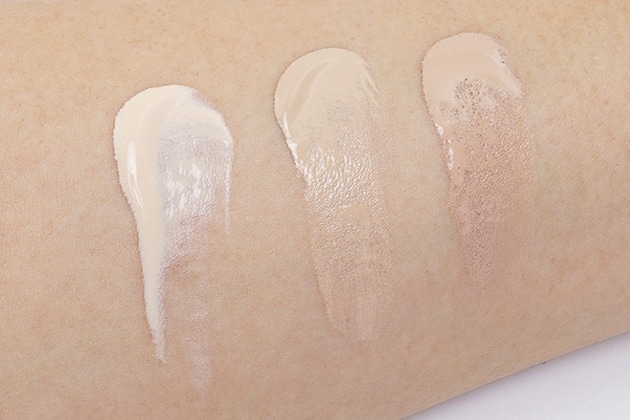 左から：化粧下地①、化粧下地②、ファンデーション